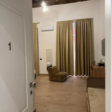 Chiaia Lifestyle 4*