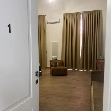Chiaia Lifestyle 4* נאפולי