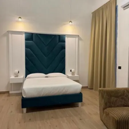 Chiaia Lifestyle 4*